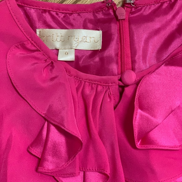 Britt Ryan Silk Sleeveless Blouse - Picture 3 of 7